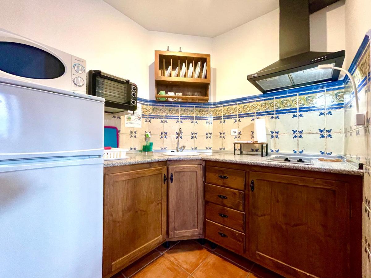 Apartamentos Axarquia , Frigiliana, Terraza Privada Con Vistas A La Montana Rio Y Al Mar 외부 사진