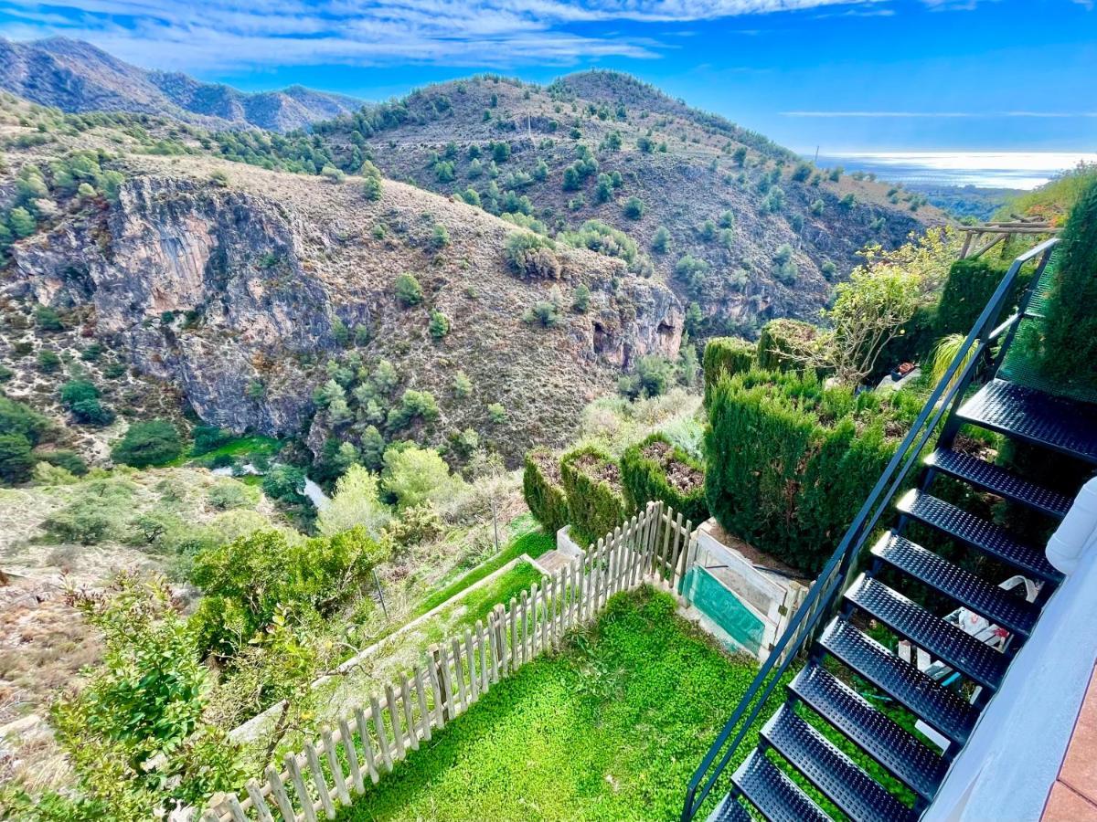 Apartamentos Axarquia , Frigiliana, Terraza Privada Con Vistas A La Montana Rio Y Al Mar 외부 사진