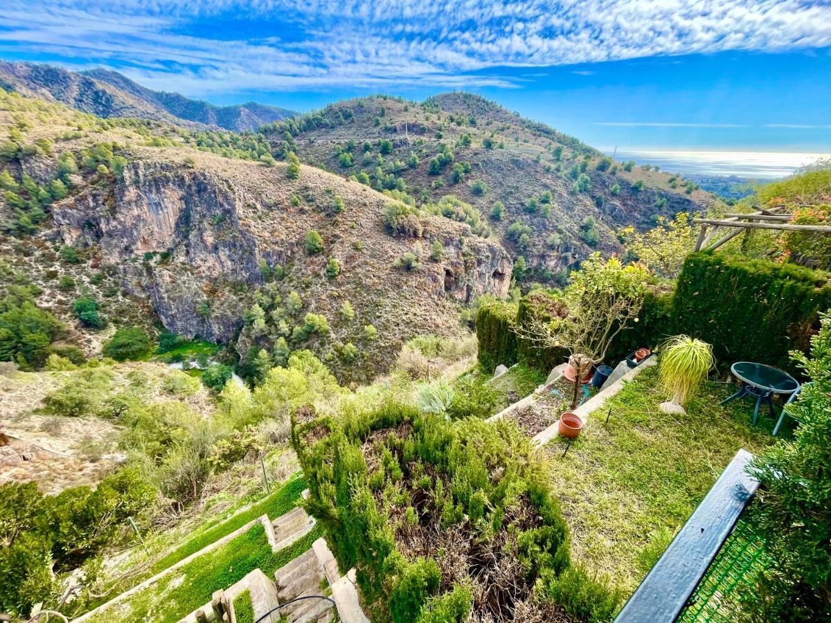 Apartamentos Axarquia , Frigiliana, Terraza Privada Con Vistas A La Montana Rio Y Al Mar 외부 사진