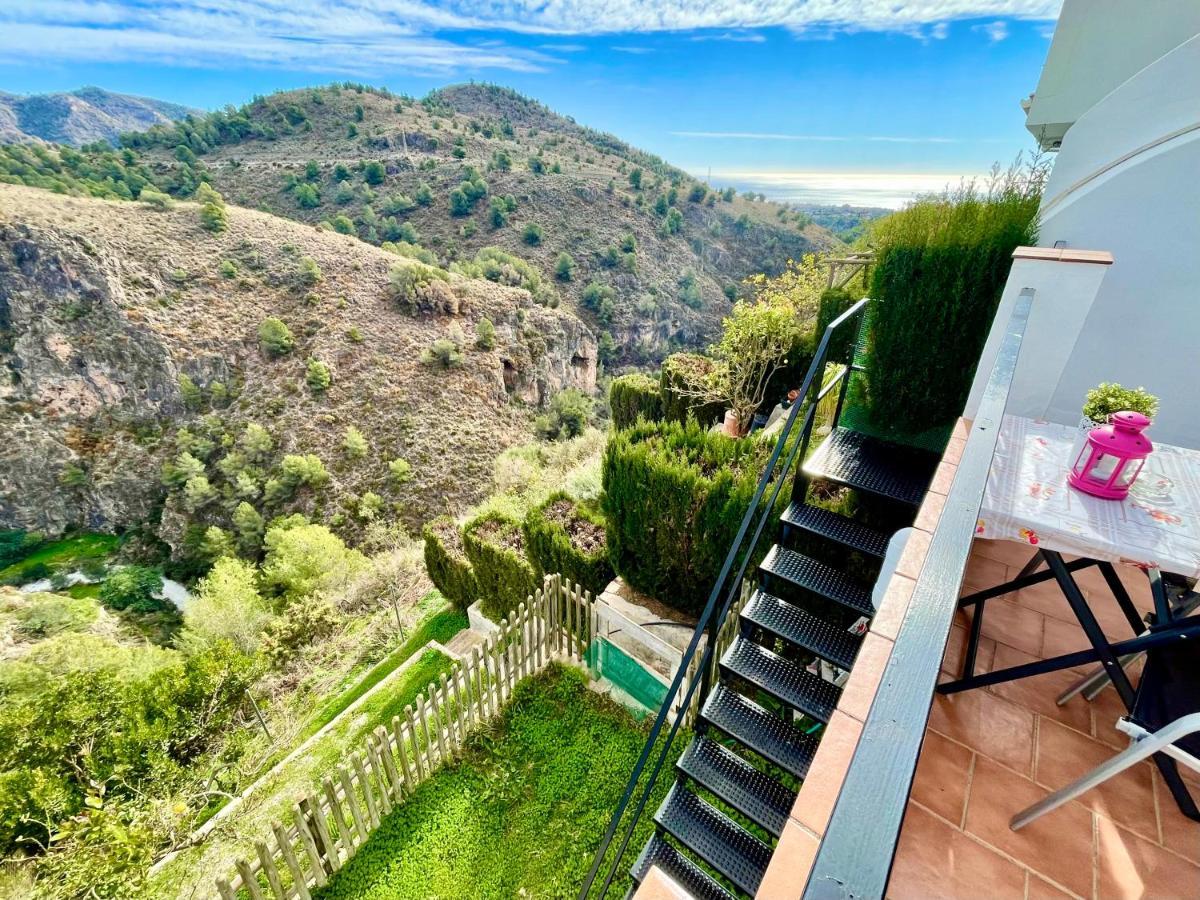Apartamentos Axarquia , Frigiliana, Terraza Privada Con Vistas A La Montana Rio Y Al Mar 외부 사진