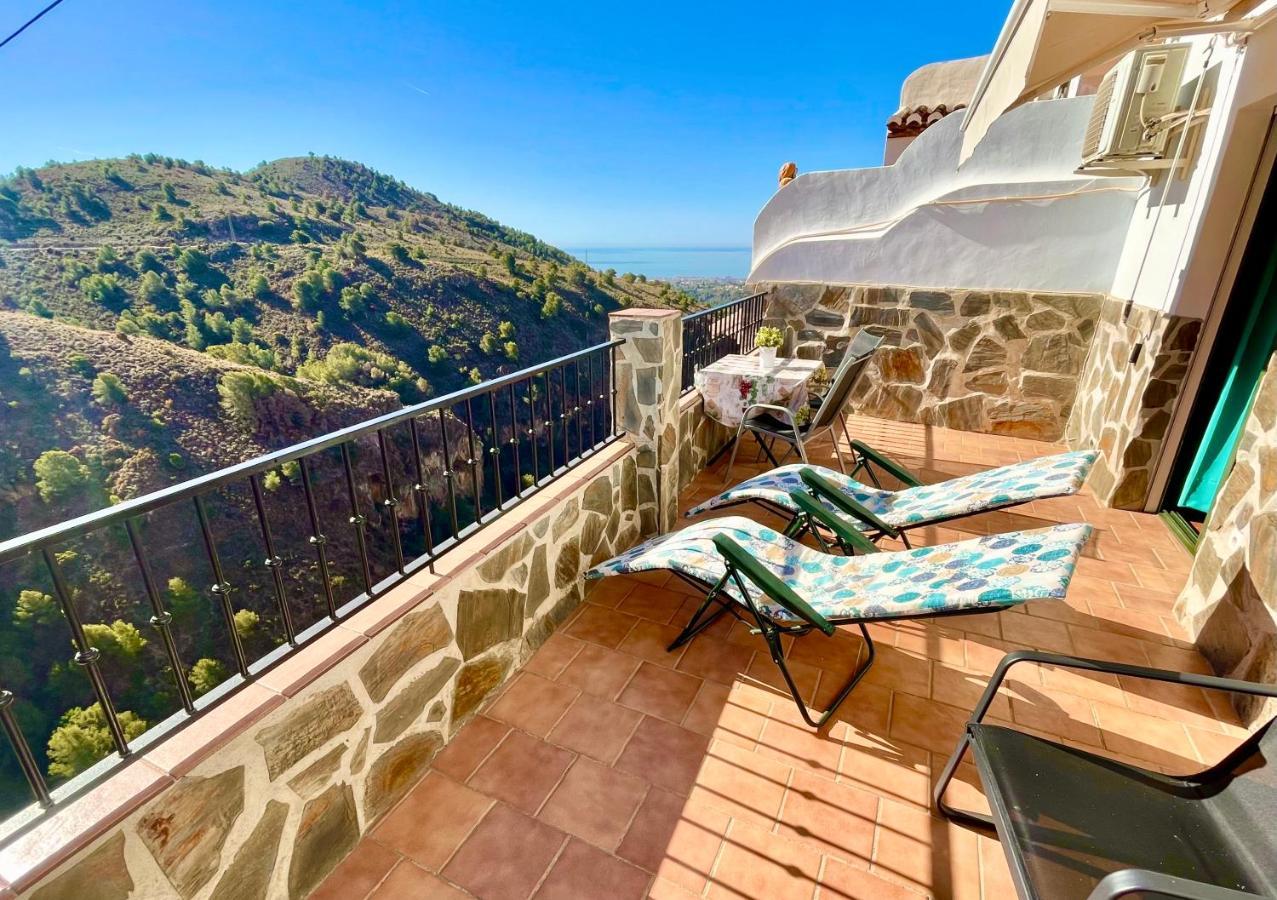 Apartamentos Axarquia , Frigiliana, Terraza Privada Con Vistas A La Montana Rio Y Al Mar 외부 사진
