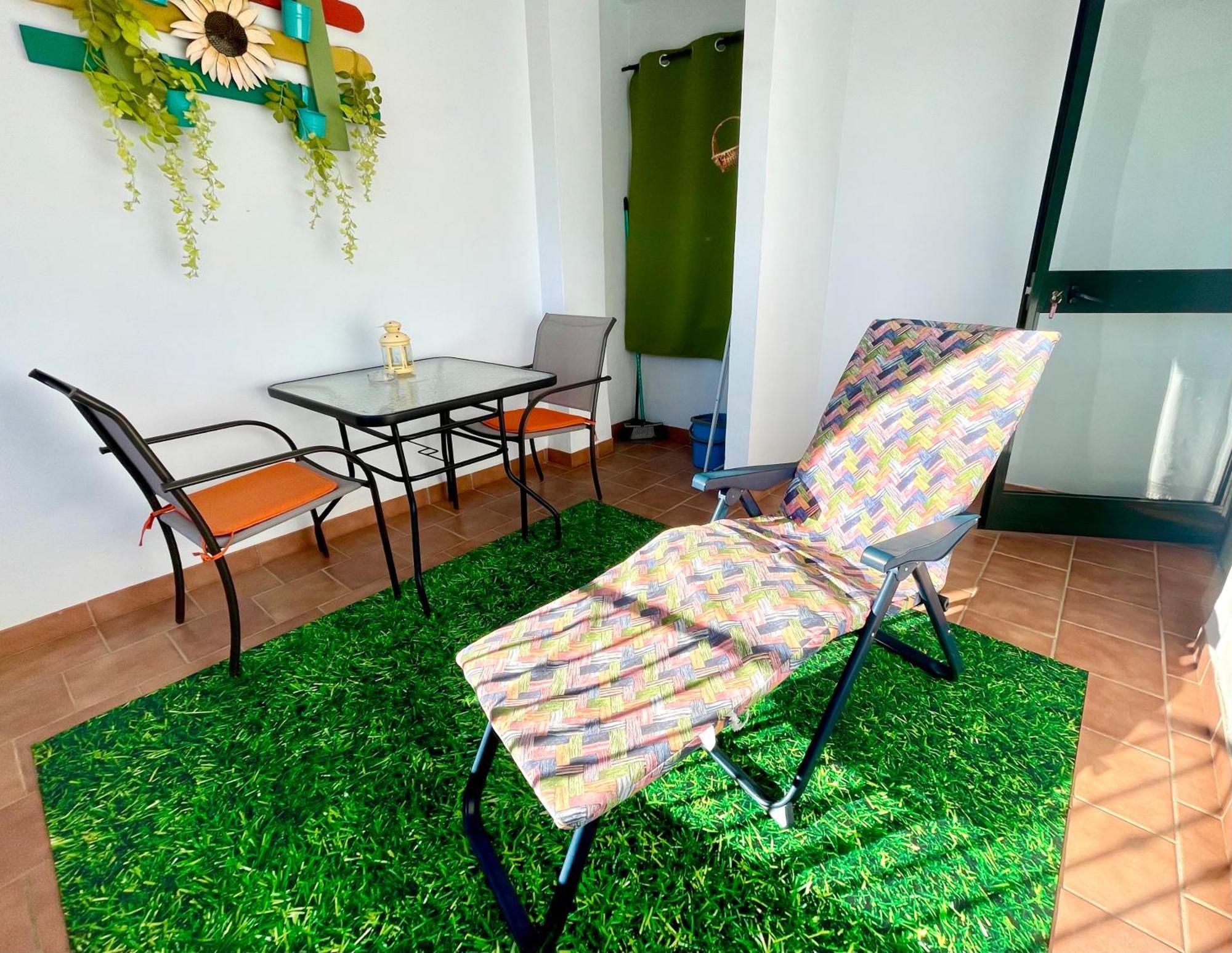 Apartamentos Axarquia , Frigiliana, Terraza Privada Con Vistas A La Montana Rio Y Al Mar 외부 사진